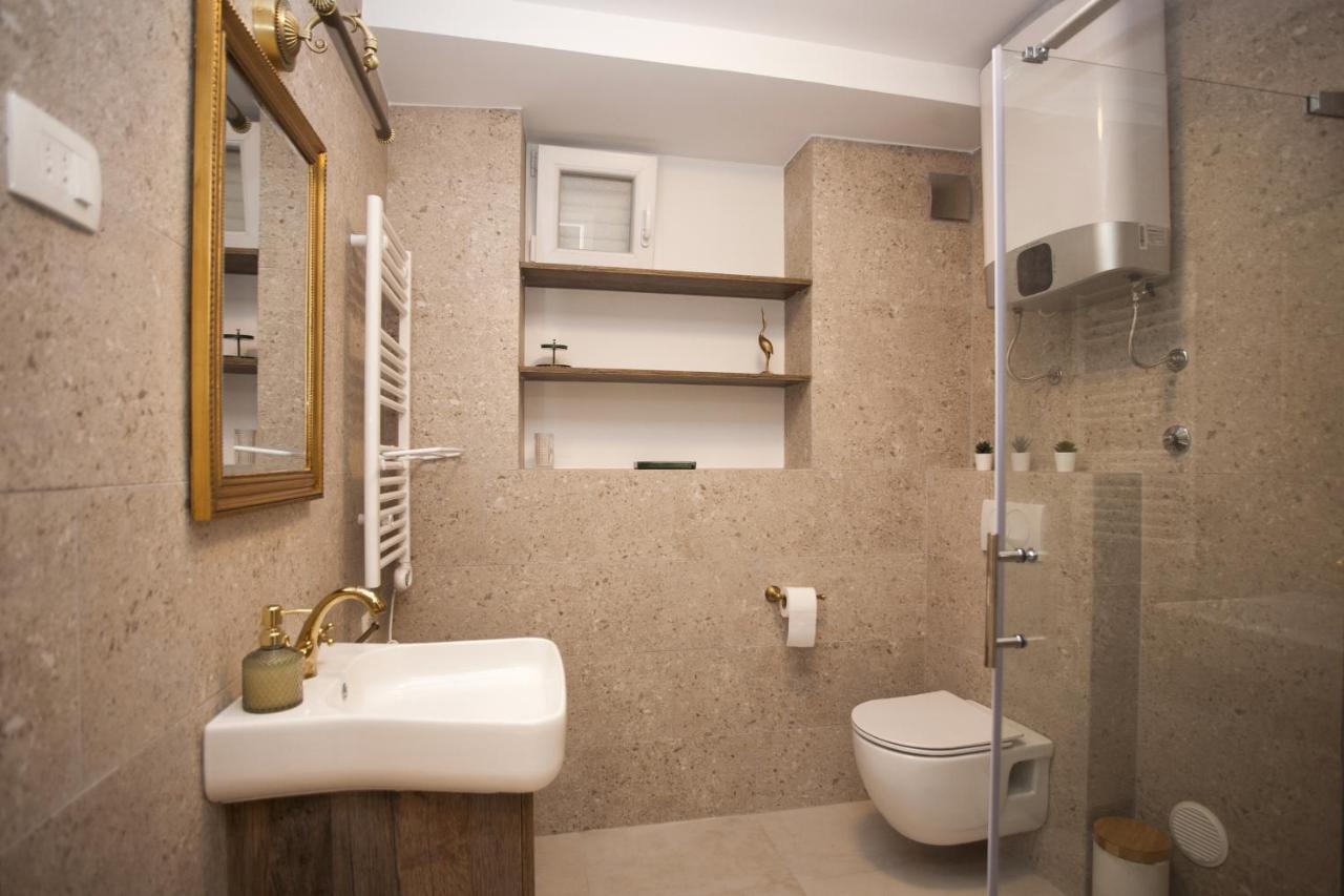 Studio Apartment Jon Сплит Екстериор снимка